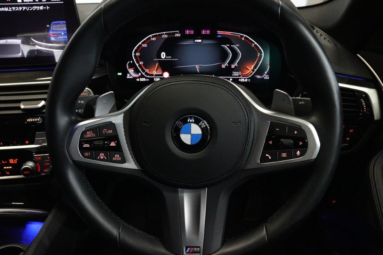 520d xDrive Sedan RHD