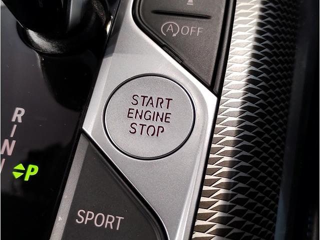 G20 320d xDrive RHD Saloon