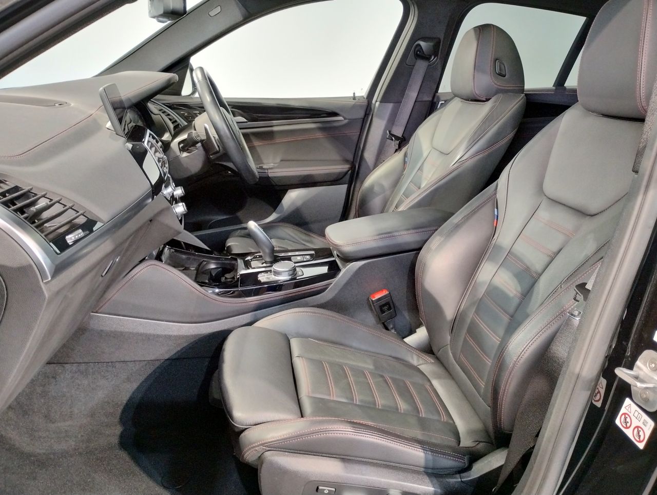 X4 M40i RHD