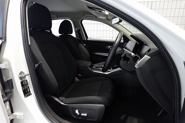G20 318i Saloon RHD MX