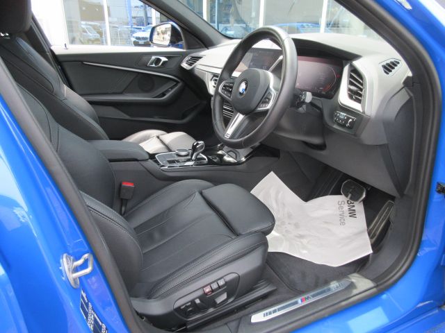 F40 118d Sports Hatch 5-door B47 2.0d