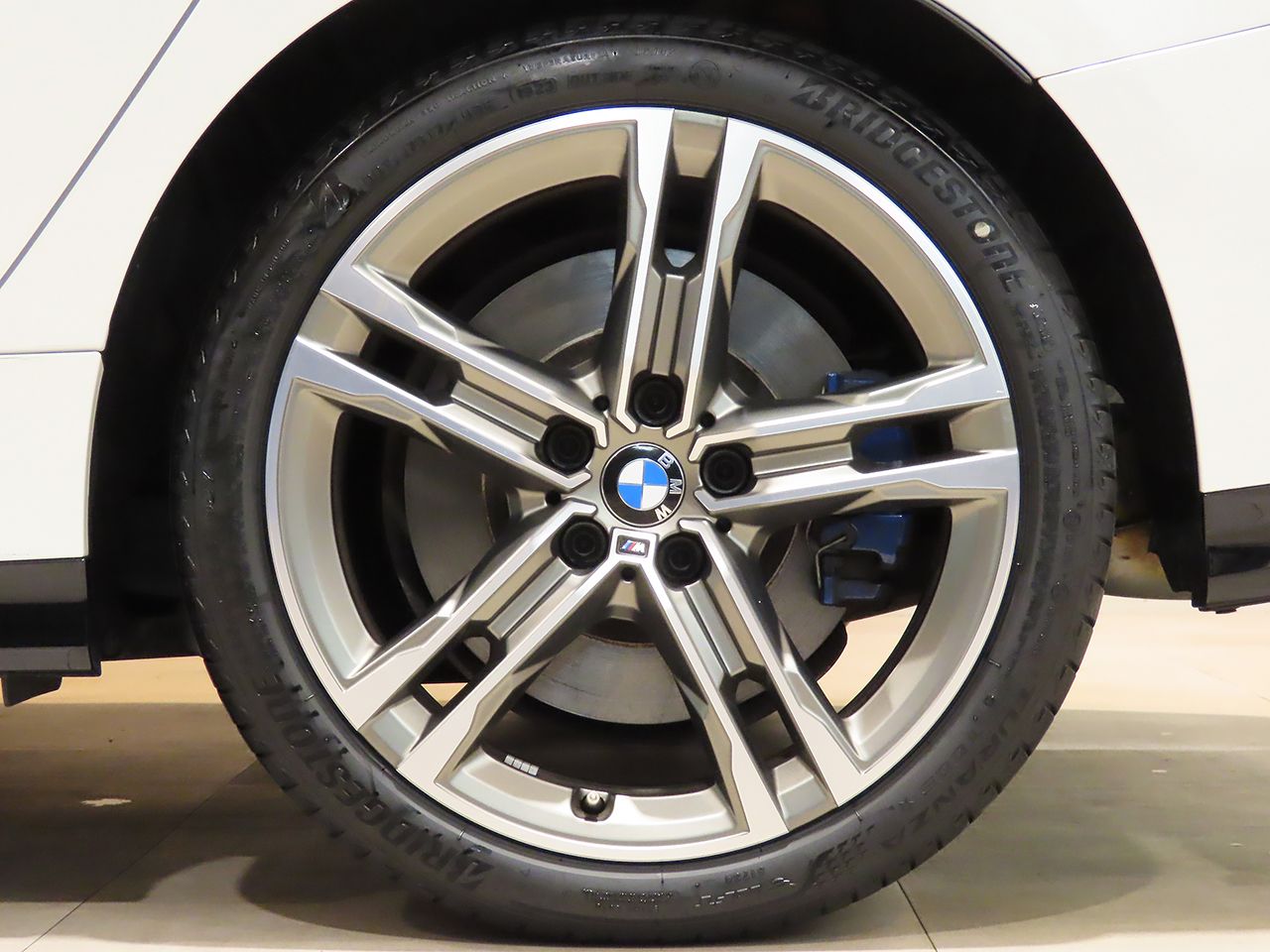 F4* **35i xDrive **** ***** B48 2.0i