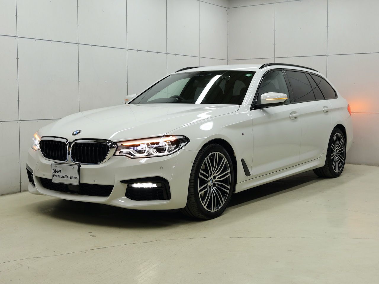 523d Touring M Sport