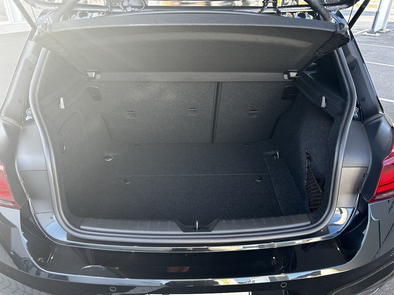 118D 5DOOR RHD