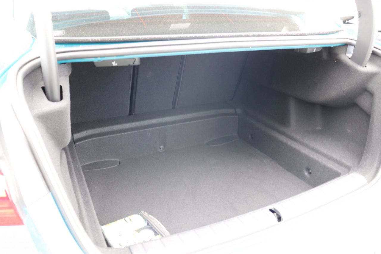 F4* **35i xDrive **** ***** B48 2.0i