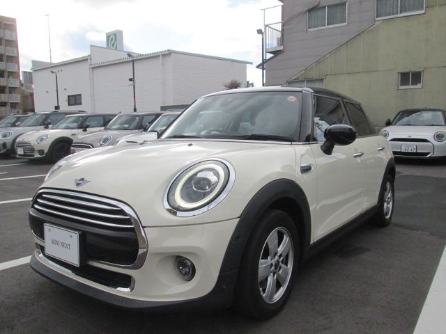 F55 MINI Cooper 5-Door Hatch LCI