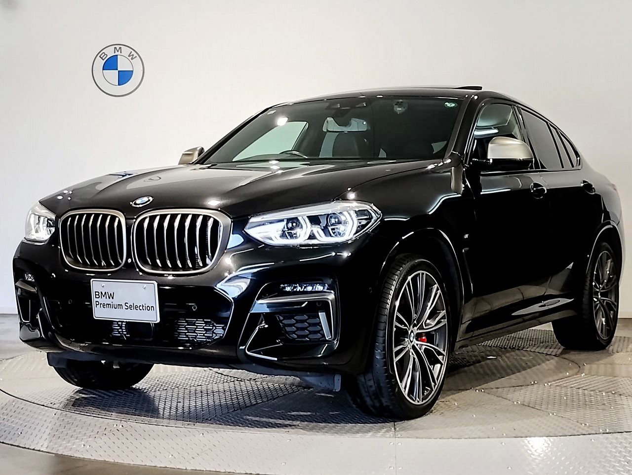 X4 M40i