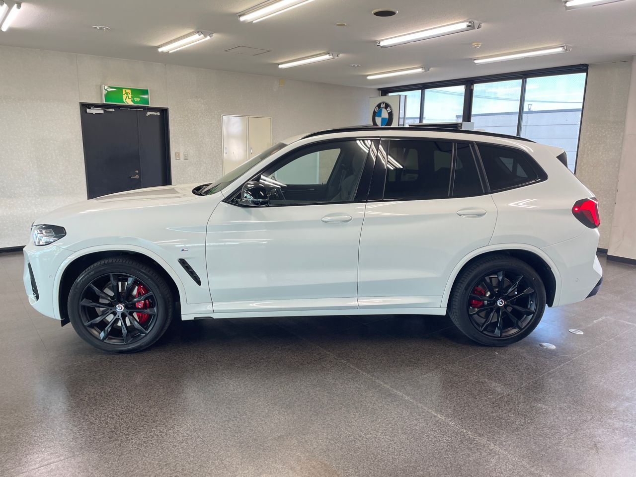 G01 X3 M40i RHD LCI ZA