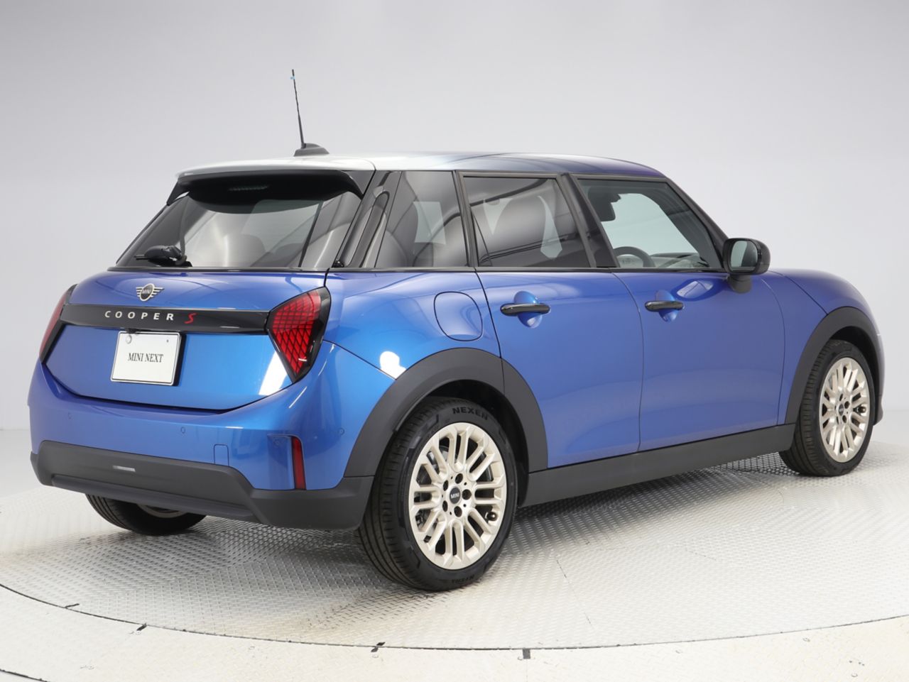 F65 MINI Cooper S 5Dr