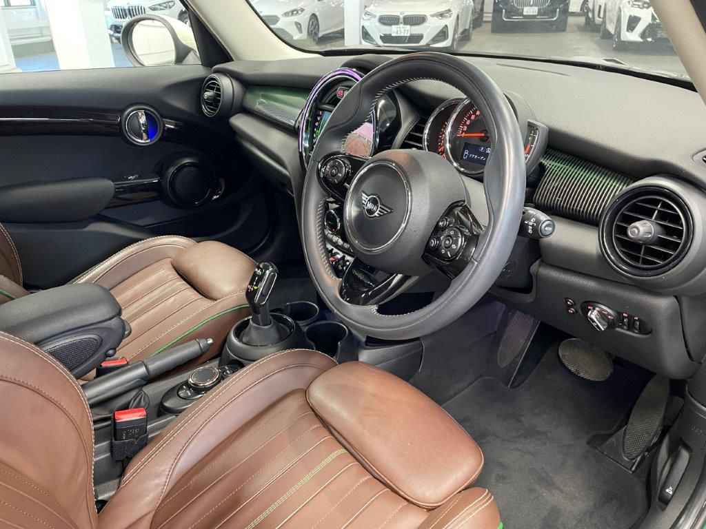 F55 MINI Cooper 5-Door Hatch LCI