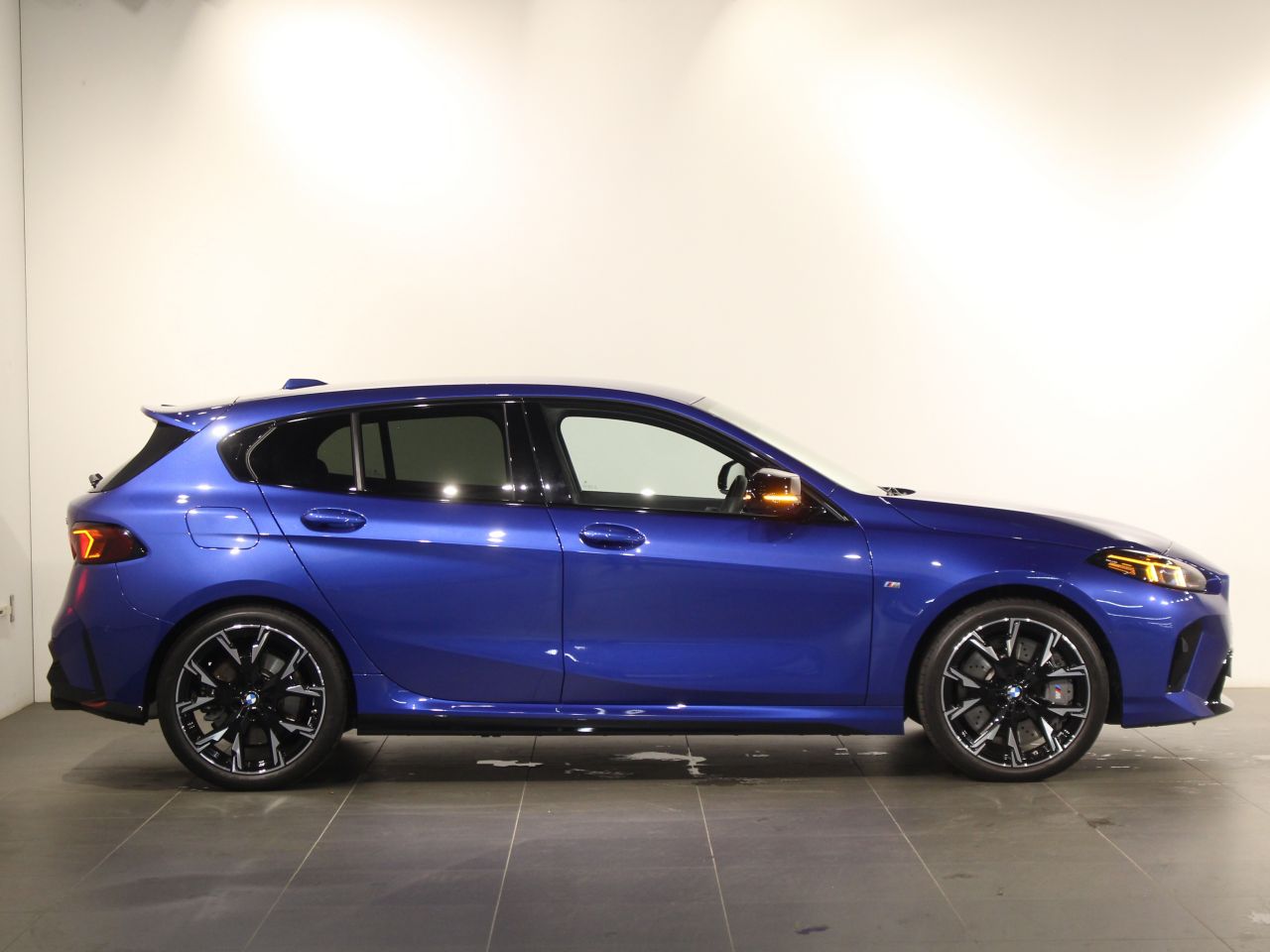 M135 xDrive Sports Hatch