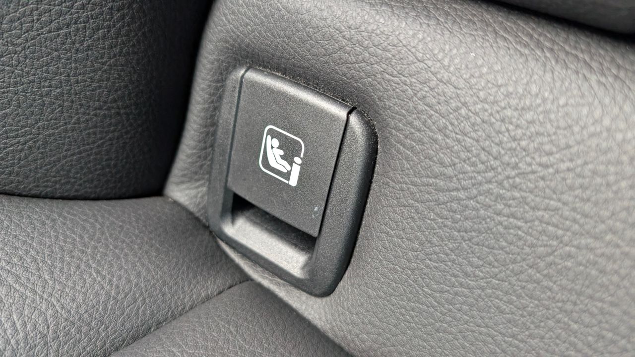 F40 118d Sports Hatch 5-door B47 2.0d