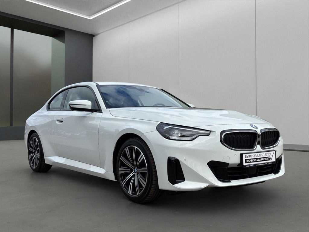 BMW 218