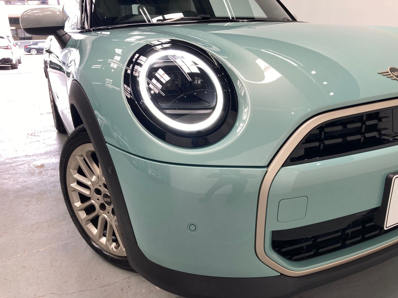 F66 MINI Cooper C 3Dr