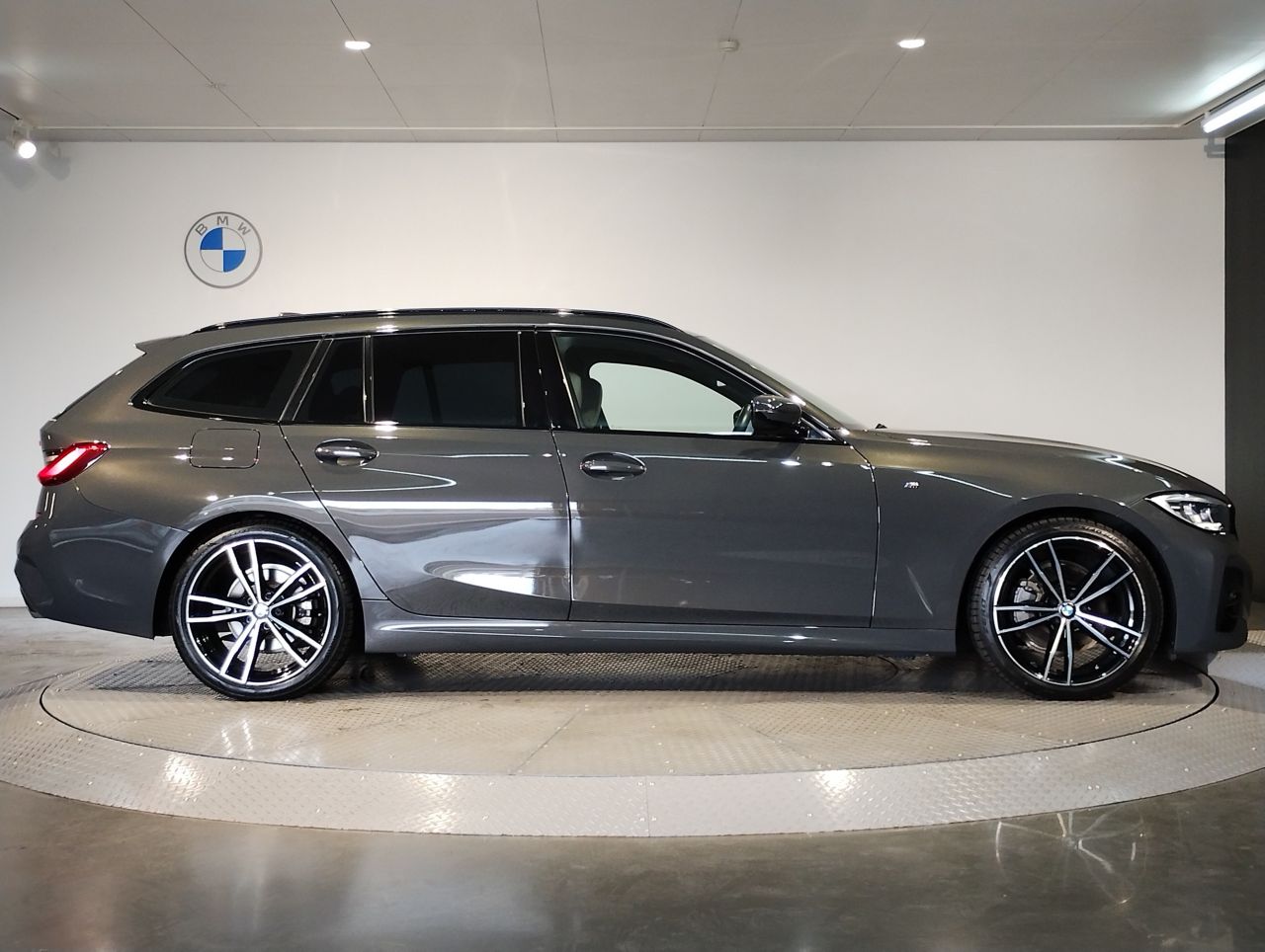 G21 320d xDrive Touring RHD