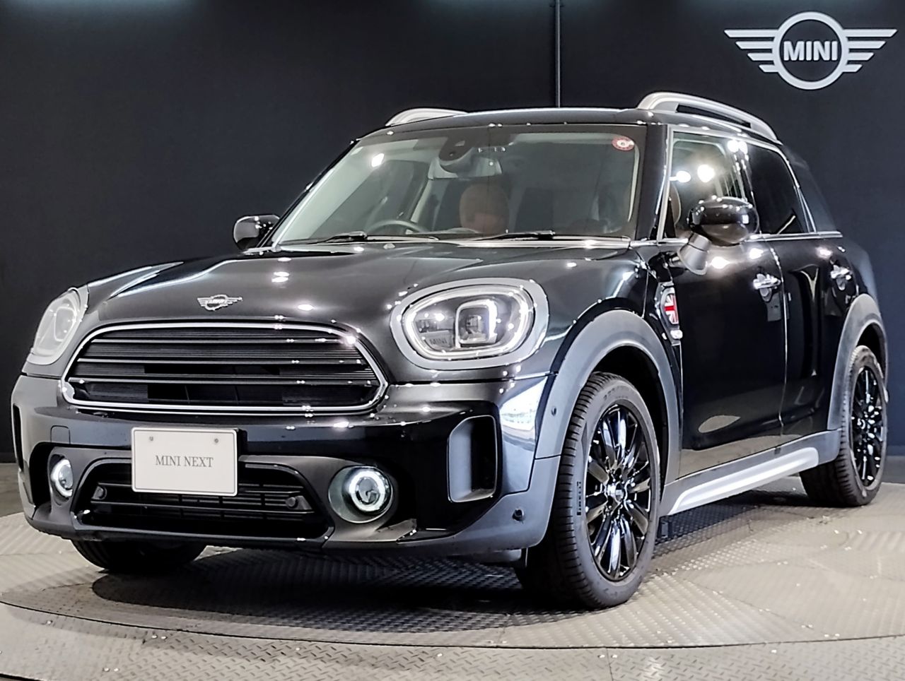 MINI COOPER D CROSSOVER.