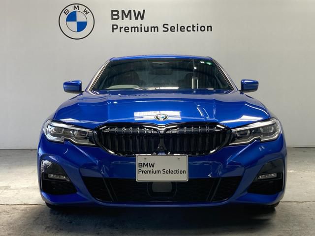 G20 320d xDrive RHD Saloon