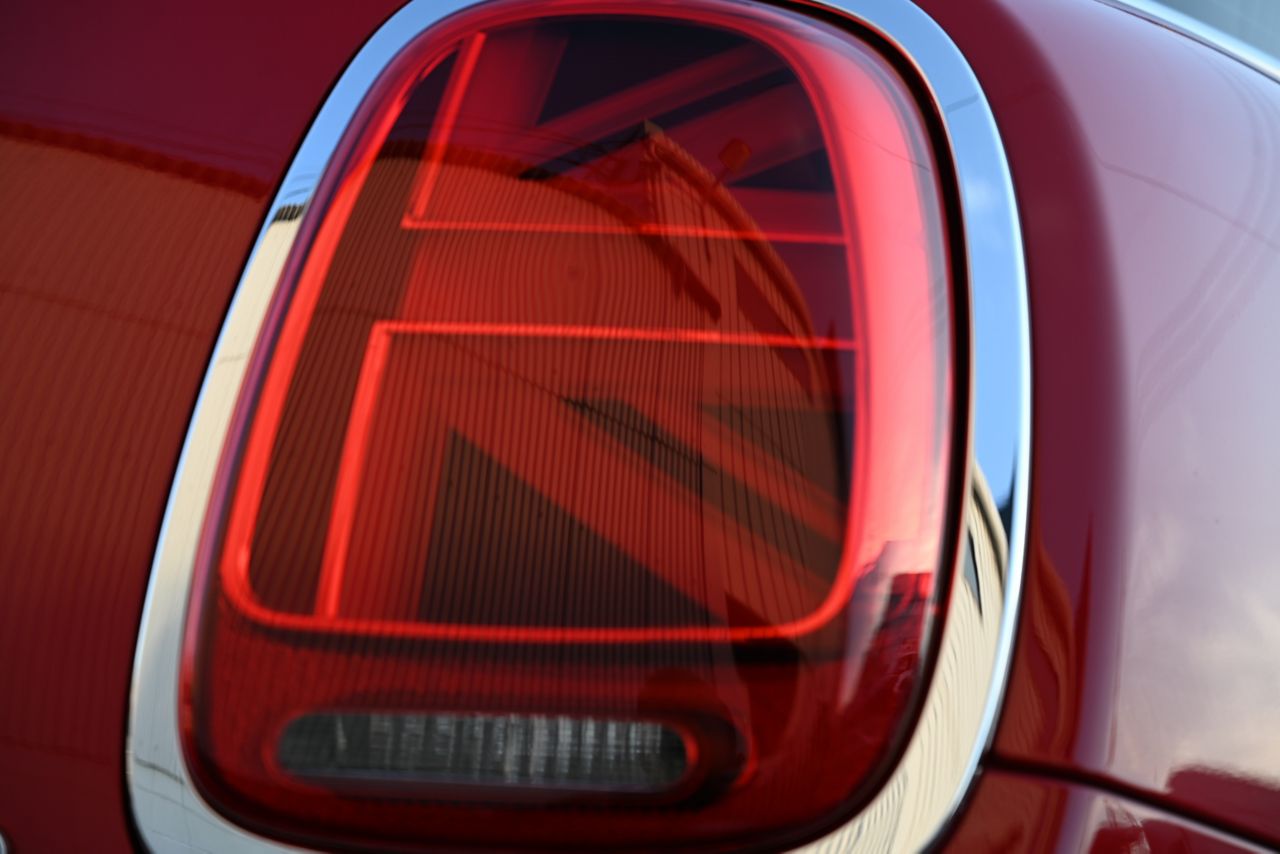 F55 COOPER D (AT)