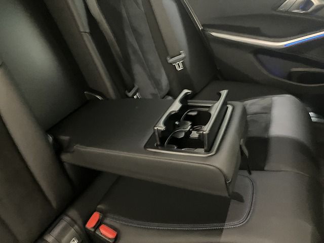 G21 320d xDrive Touring RHD