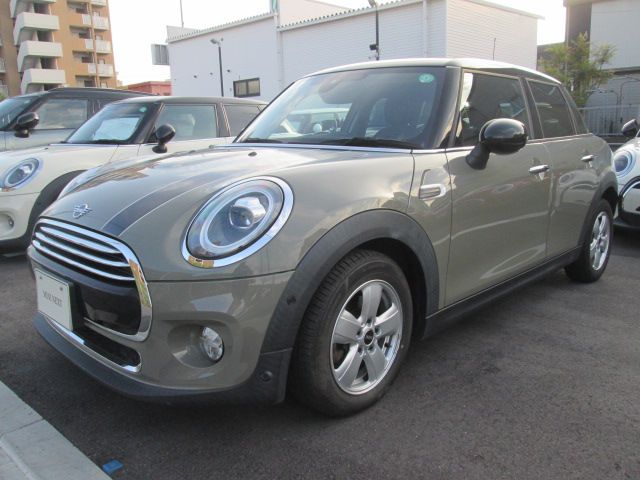 F55 MINI Cooper 5-Door Hatch LCI