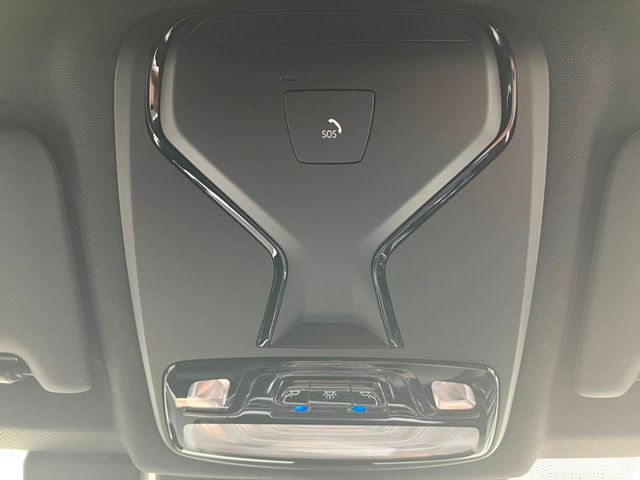 G20 330e Saloon RHD