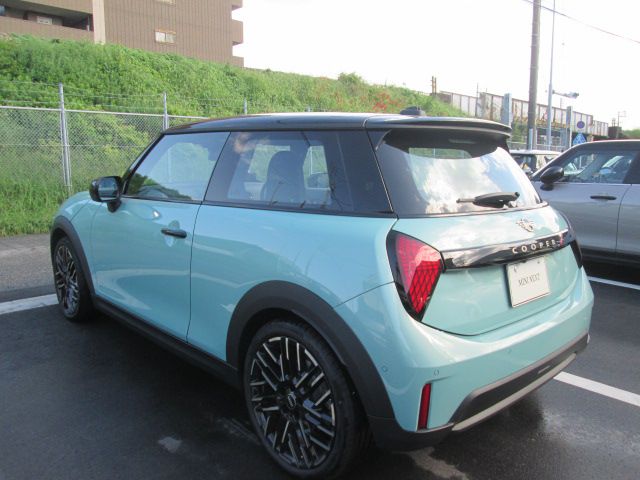 F66 MINI Cooper S 3Dr