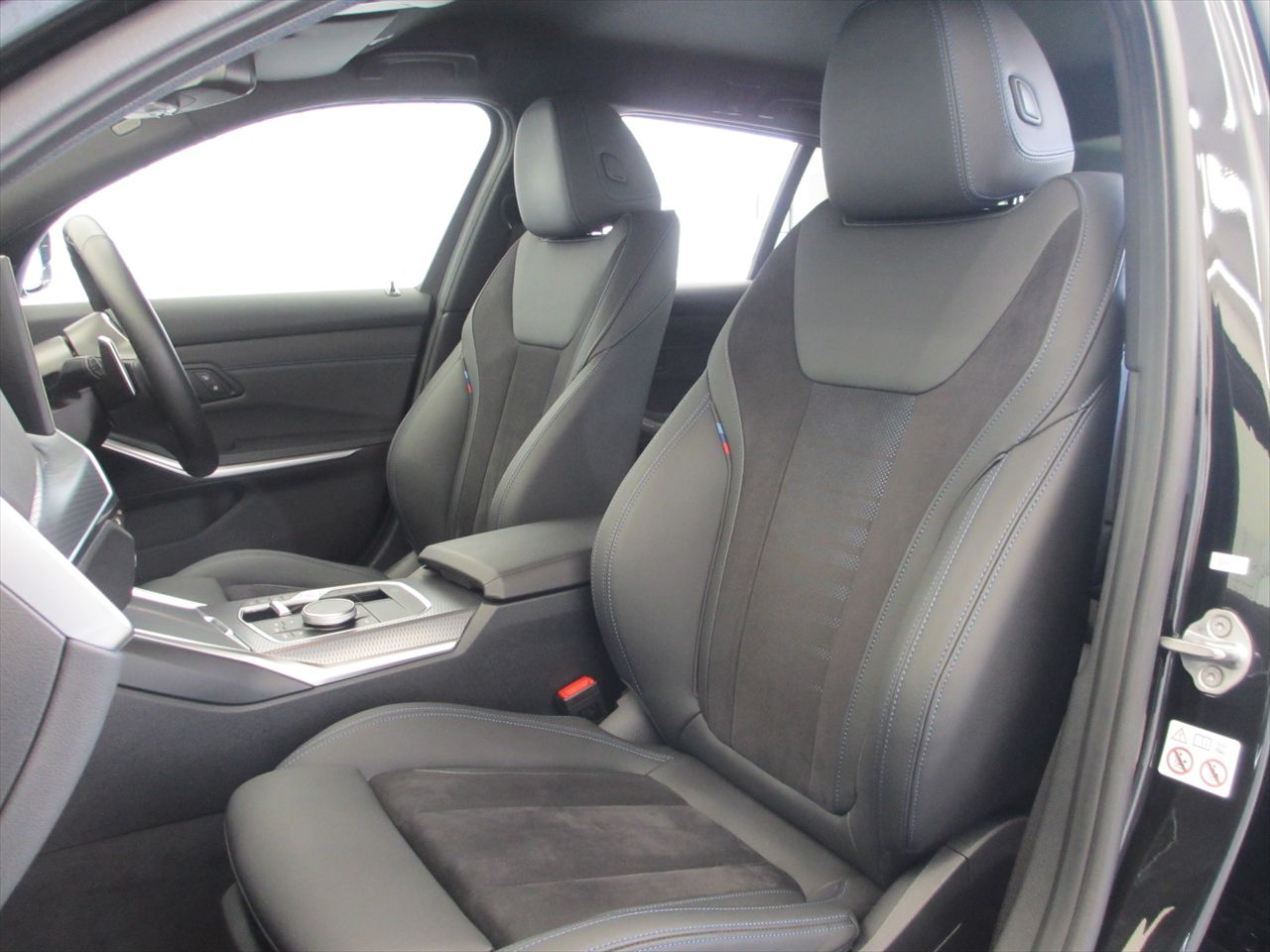 G21 320i Touring LCI RHD