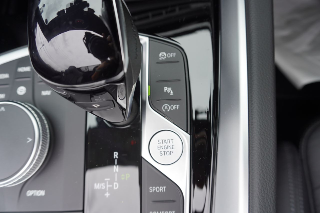 G29 z4 sDrive20i RHD