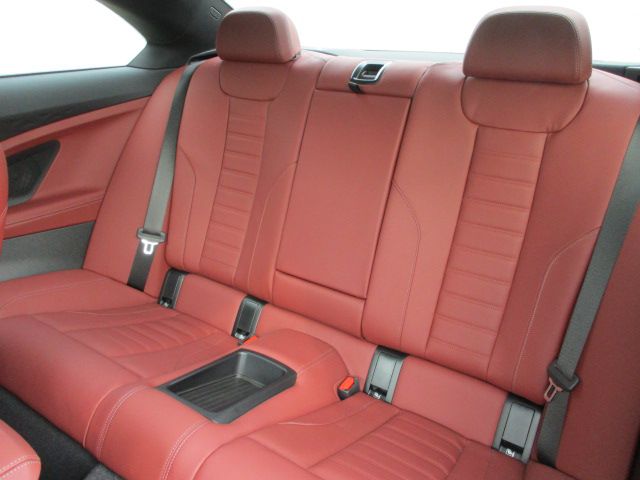 G42 220i Coupe