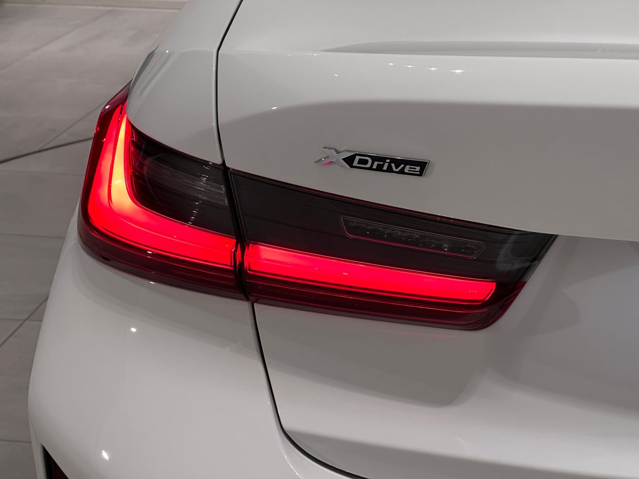 320d xDrive Berline RHD