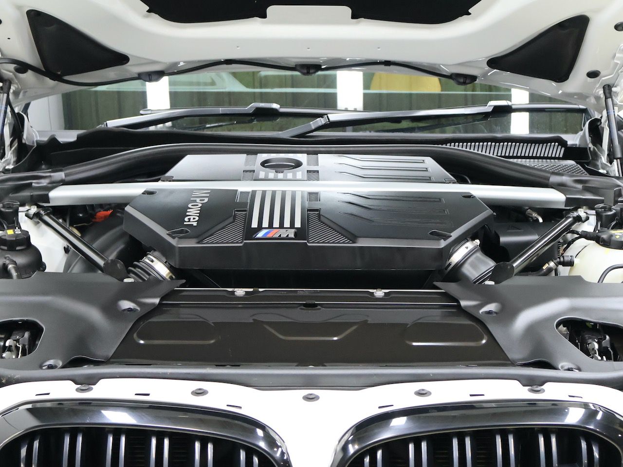 X4 M RHD