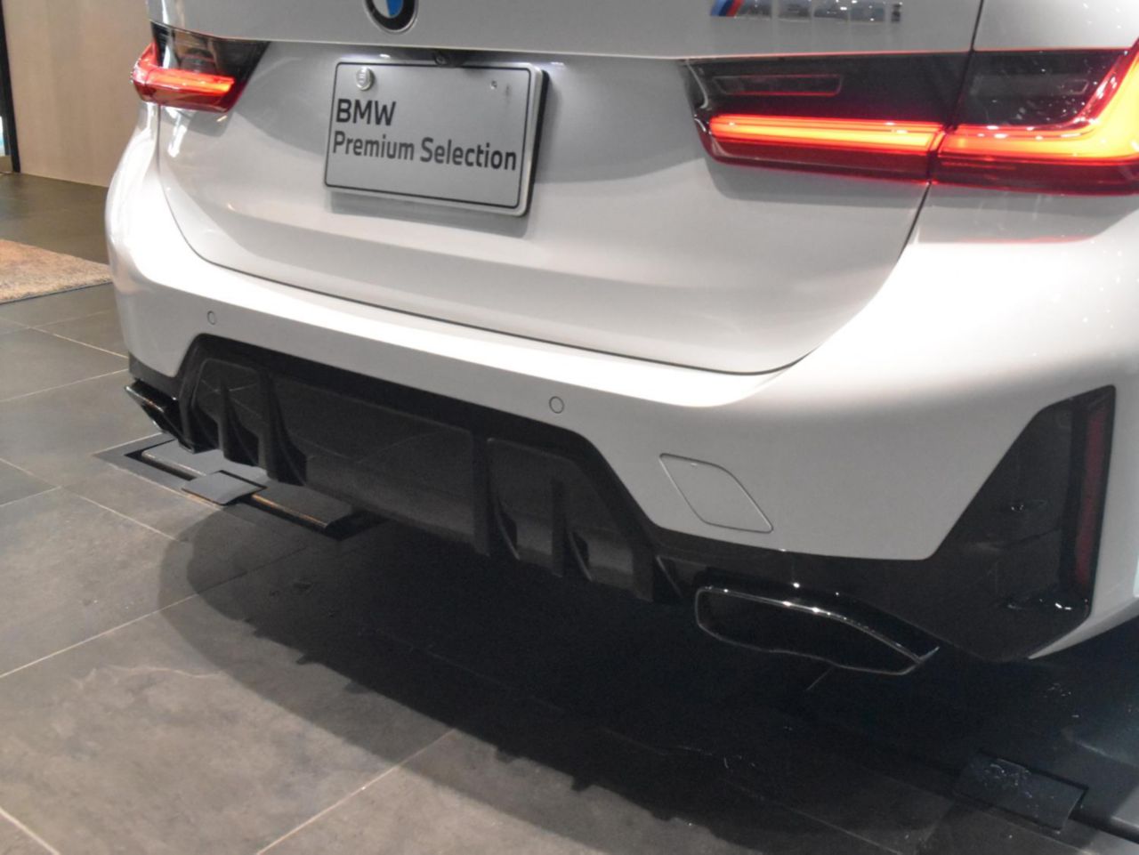 G21 M340i xDrive Touring LCI RHD