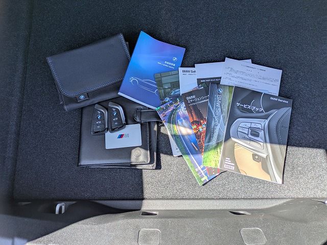 320d xDrive Berline RHD