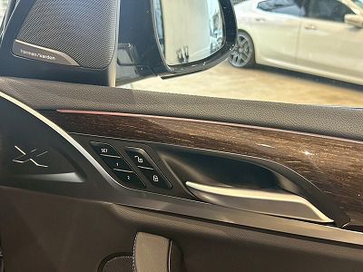 G01 X3 M40i RHD LCI ZA