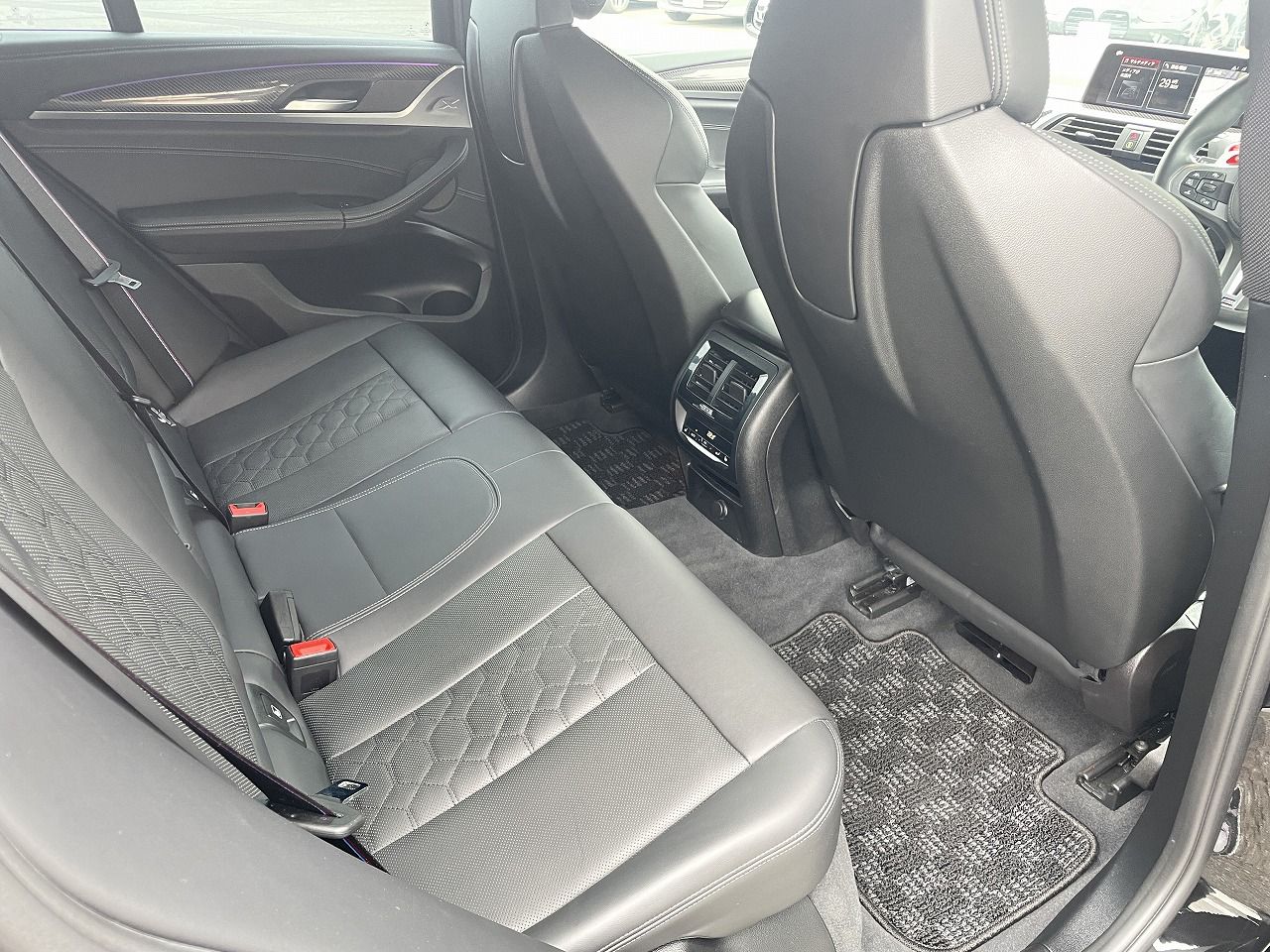 X4 M RHD