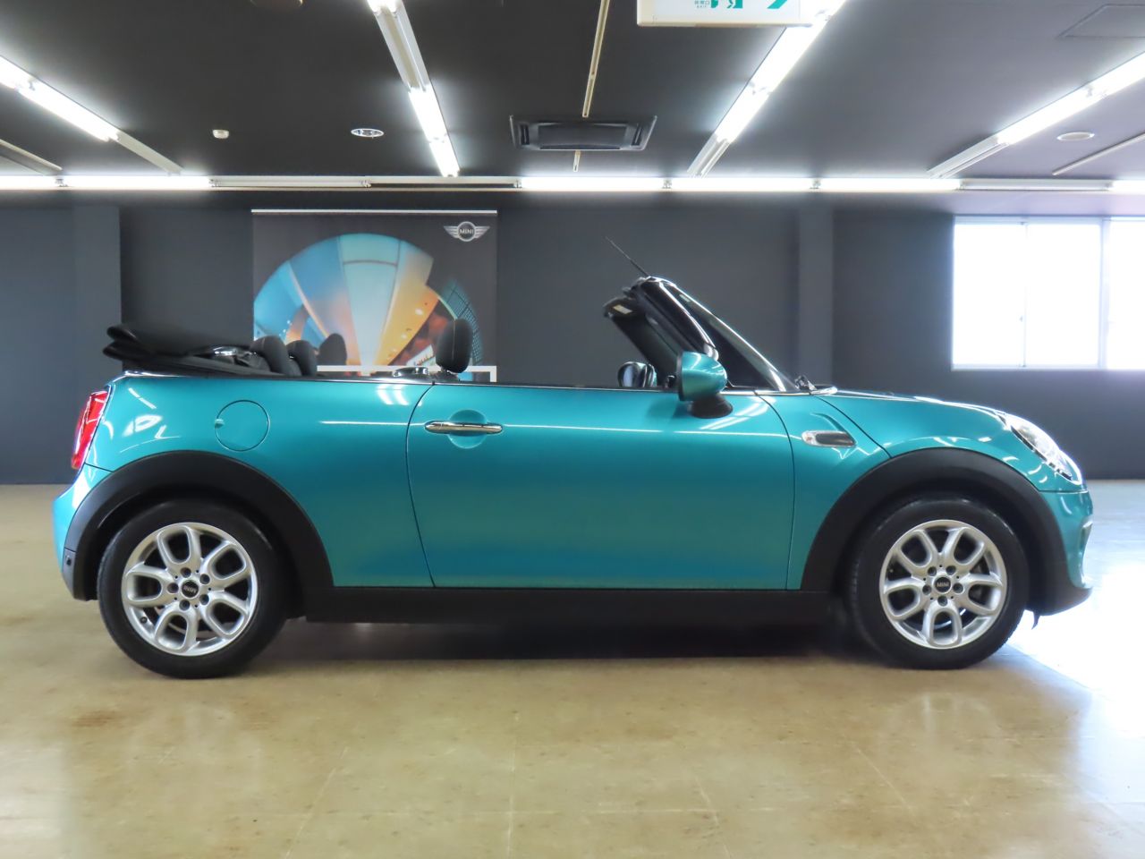 MINI CONVERTIBLE COOPER