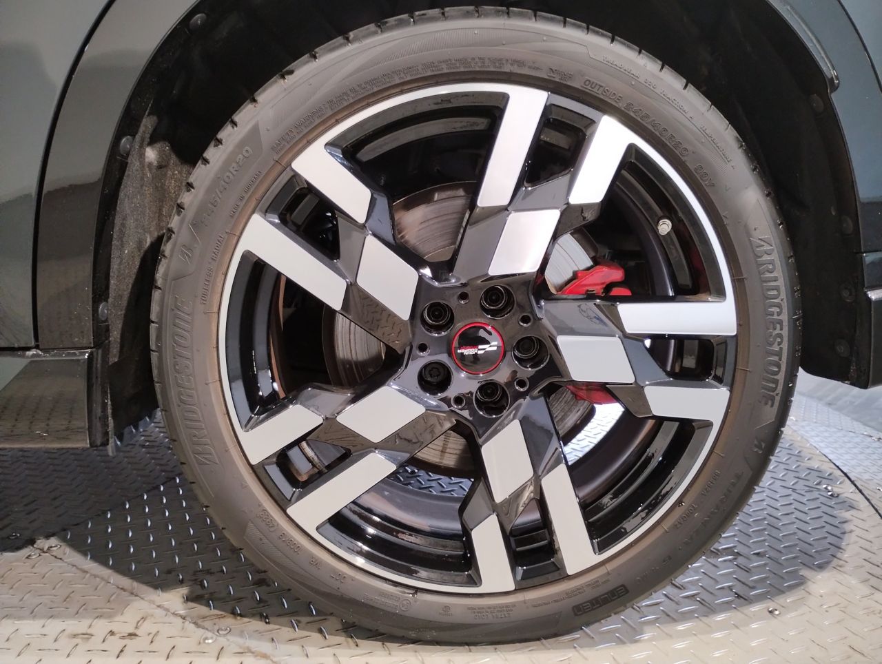 U25 MINI John Cooper Works Countryman ALL4