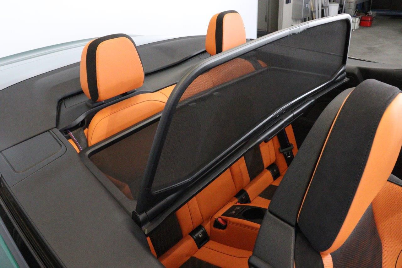 G*** M* C********** M x***** C********** RHD