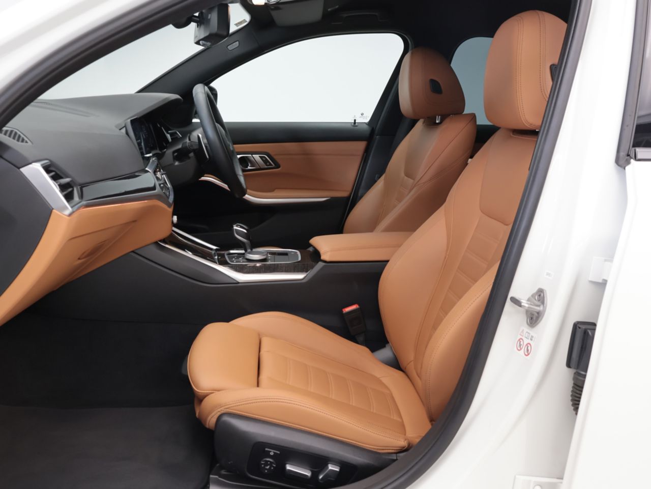 G20 320i Saloon RHD MX