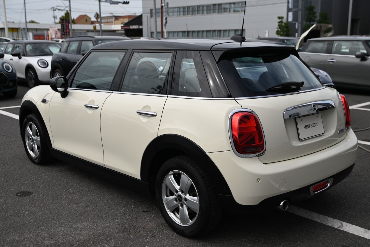 F55 MINI Cooper 5-Door Hatch LCI