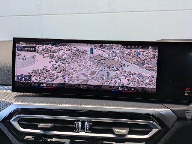 320d xDrive Berline RHD