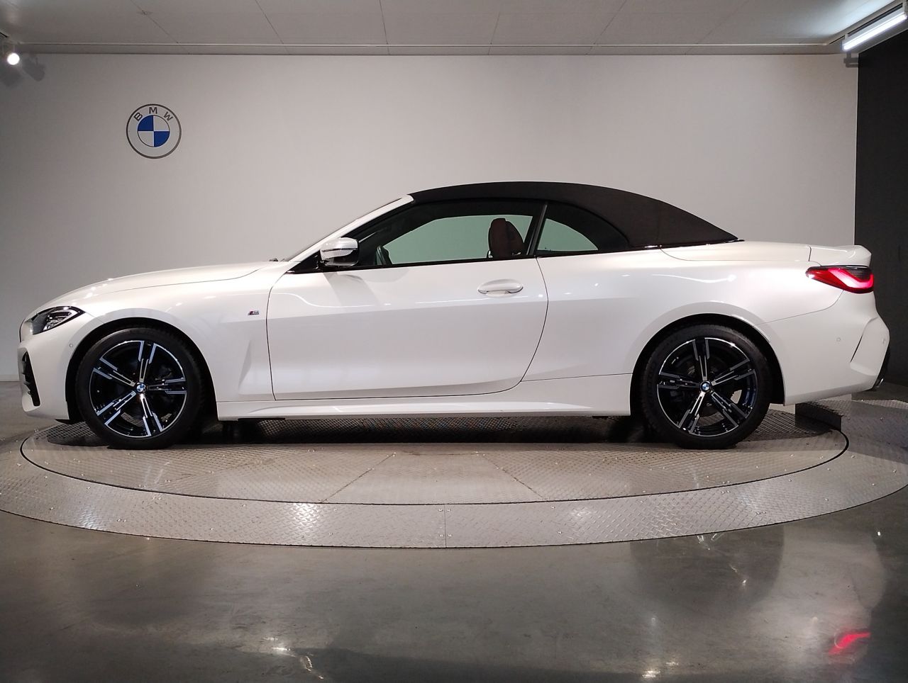 G23 420i Convertible RHD