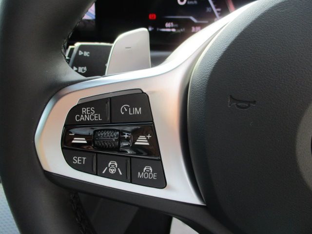 320d xDrive Berline RHD