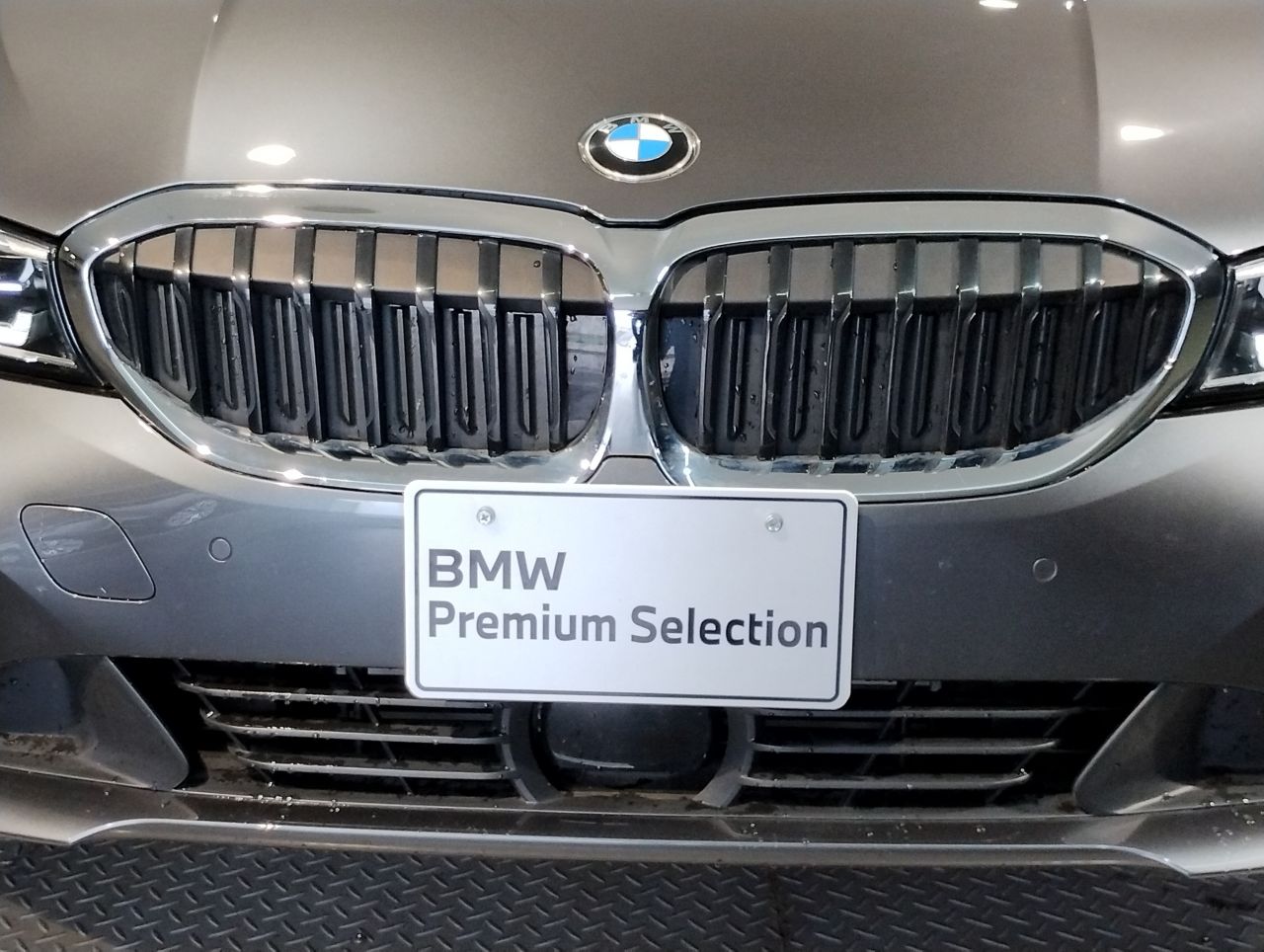 G20 320d xDrive RHD Saloon