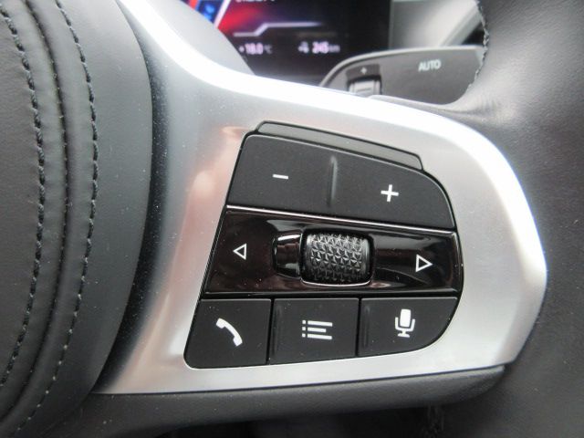 G26 i4 eDrive40 RHD