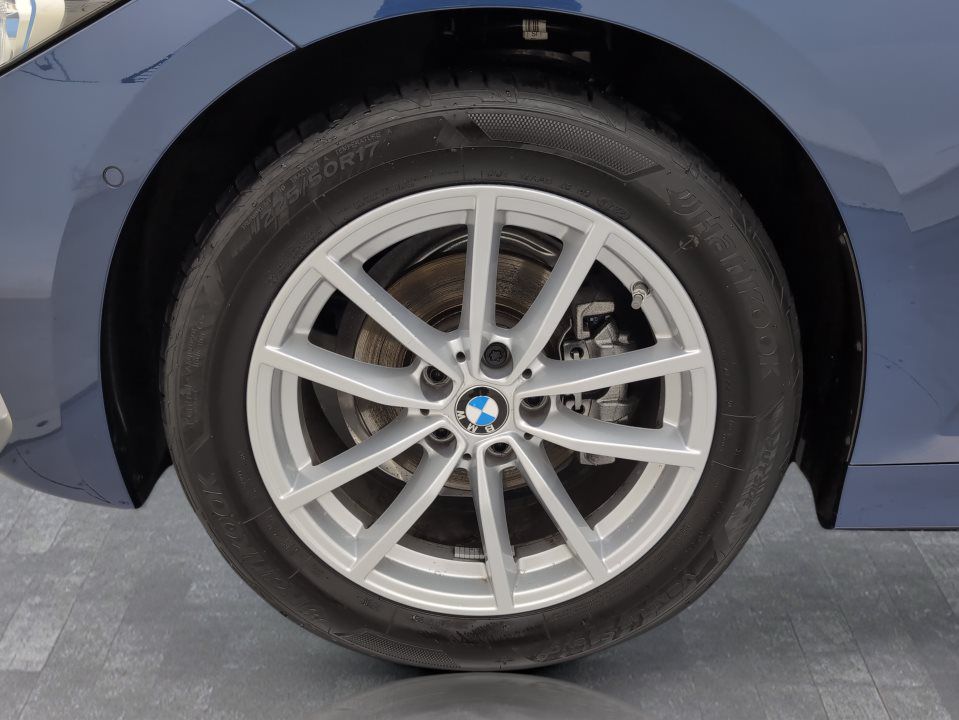 BMW 318