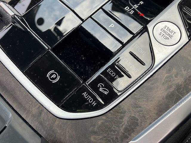 X5 xDrive40d RHD