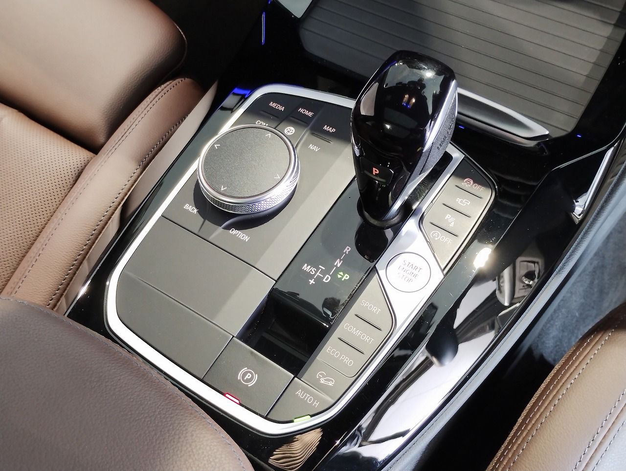 G01 X3 M40i RHD LCI ZA