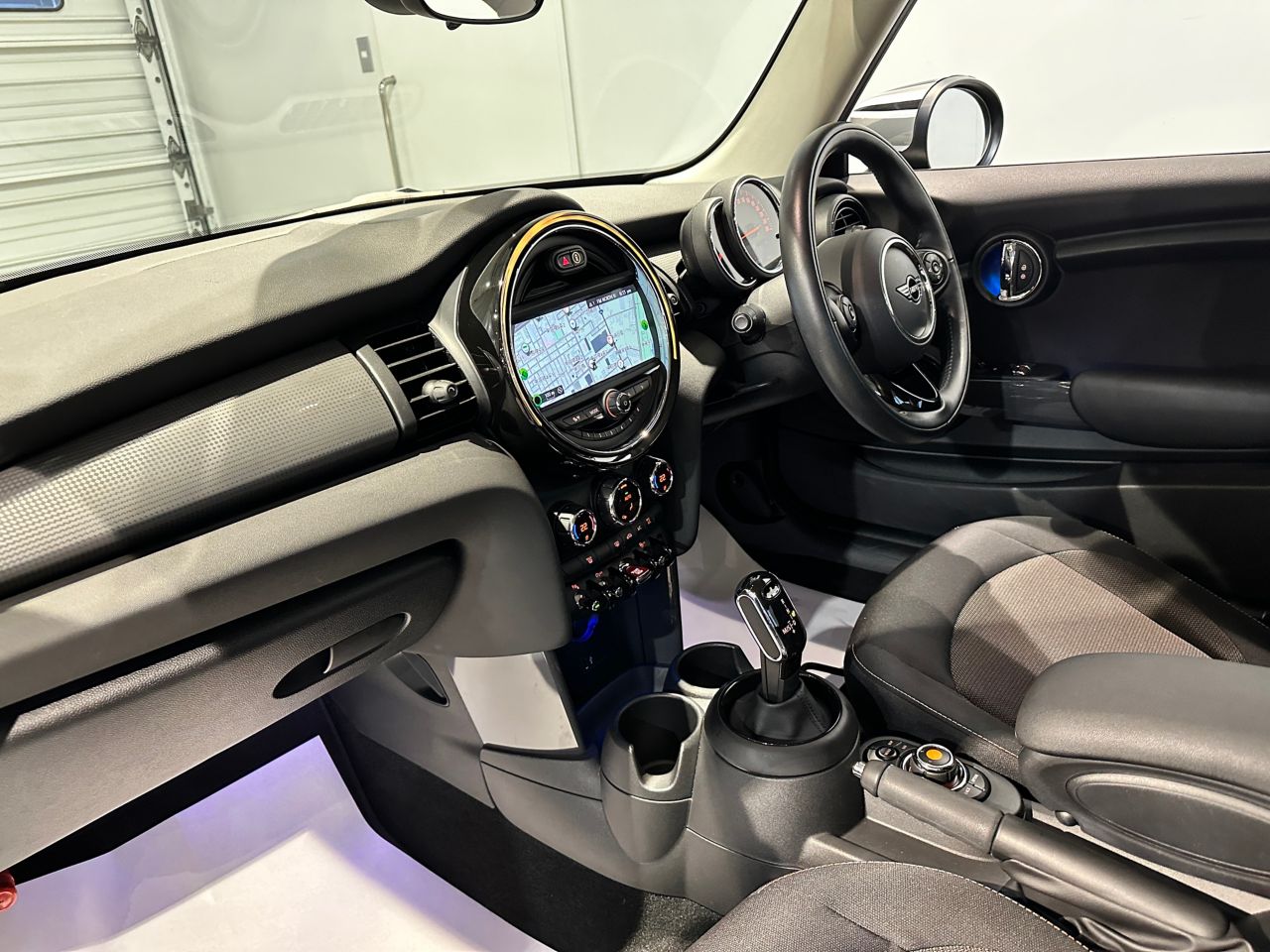 MINI Cooper D 3-Door Hatch