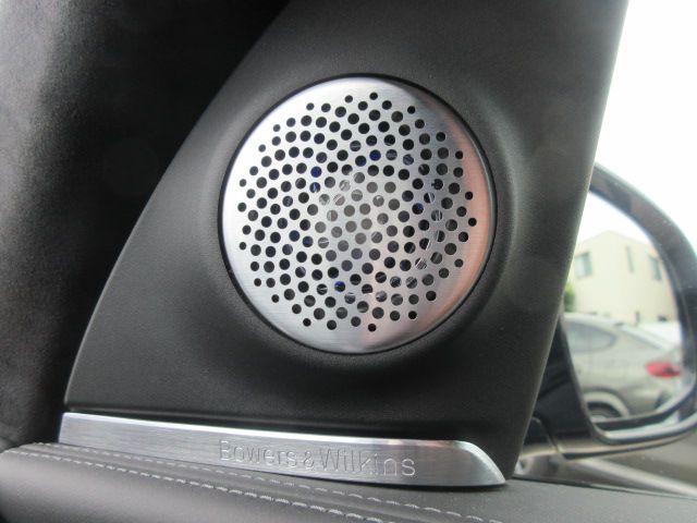 XM RHD